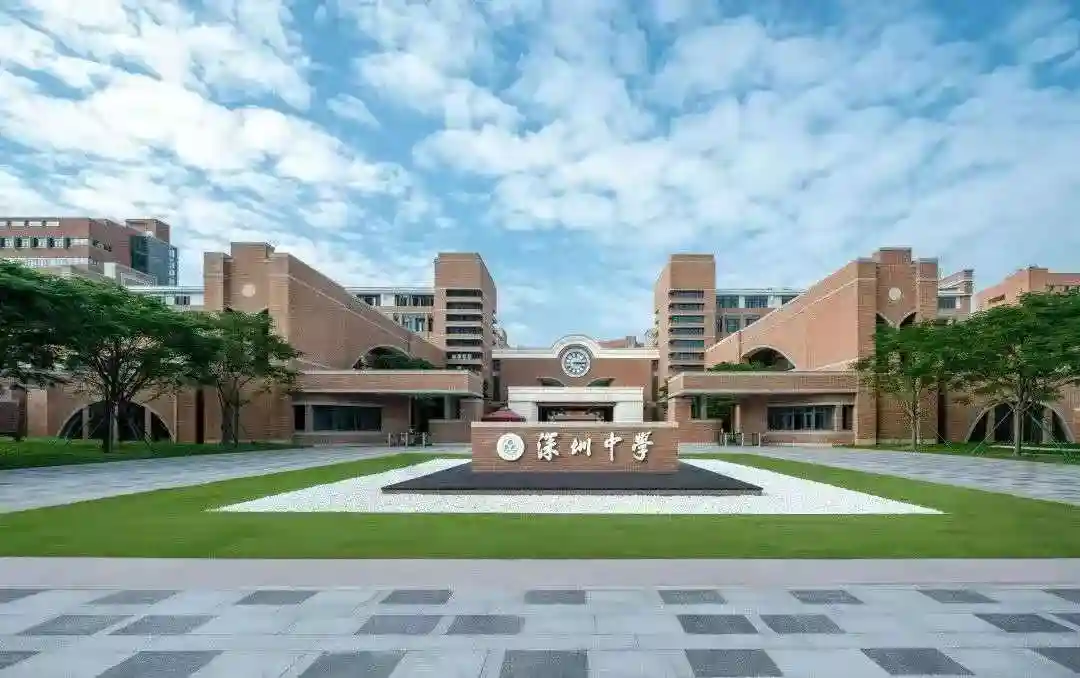 最新实景！深圳20所重点高中食宿情况大汇总