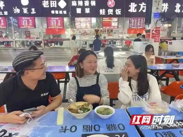 三全育人在基层｜湖南文理学院魏大哥为啥这样受欢迎？