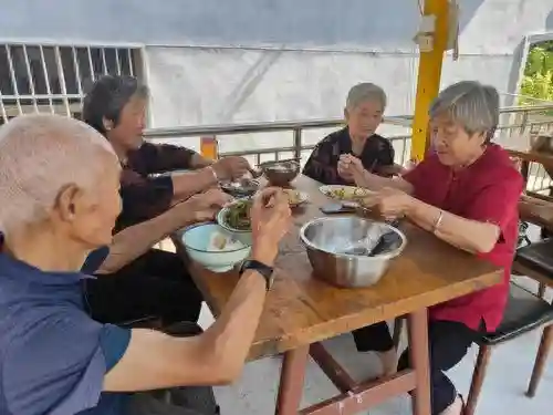 "胆固醇大户"被揪出!医生警告：猪油排在第三，这两物千万别贪嘴