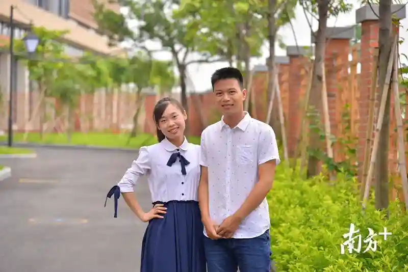 这所学校超有爱！招来一对新婚爱人，校园风婚照羡煞你