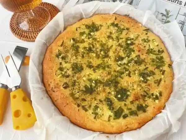 香蒜黄油酥脆披萨 | 无碳水无粉生酮配方