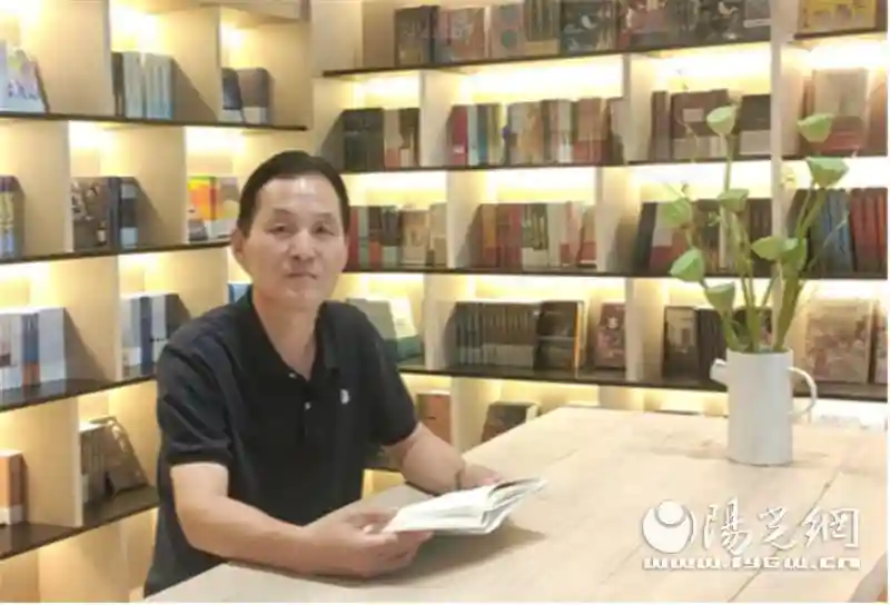 蓝莓乳酪派的做法