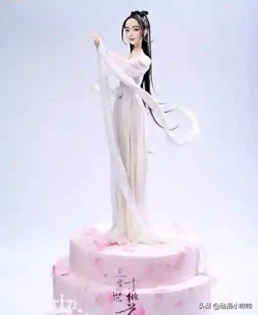 突破“次元壁”的动漫蛋糕，手残党和大神的区别只在“逼真”二字