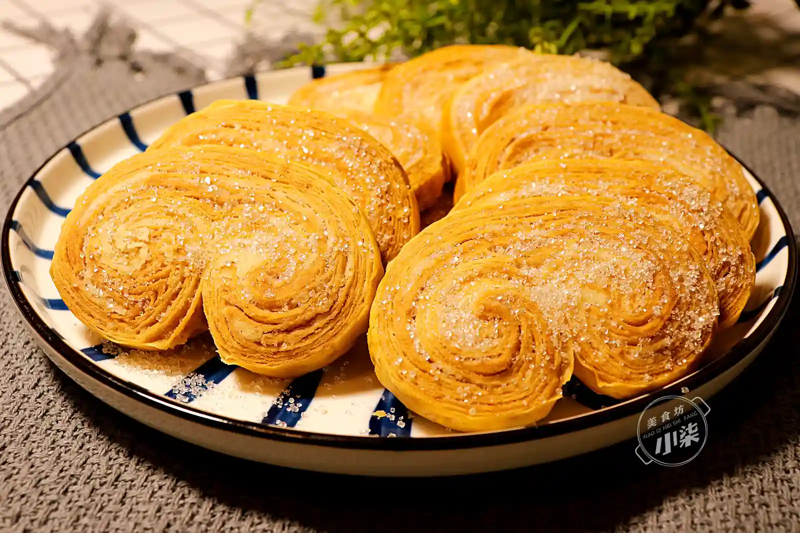 超简单的酥饼做法，不烙不炸一次成功，酥脆掉渣，是孩子们的最爱