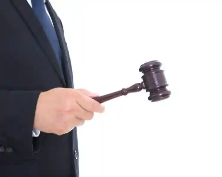 你下单的蛋糕可能来自价格低廉的小店，男子伪造证件线上开千家美食店