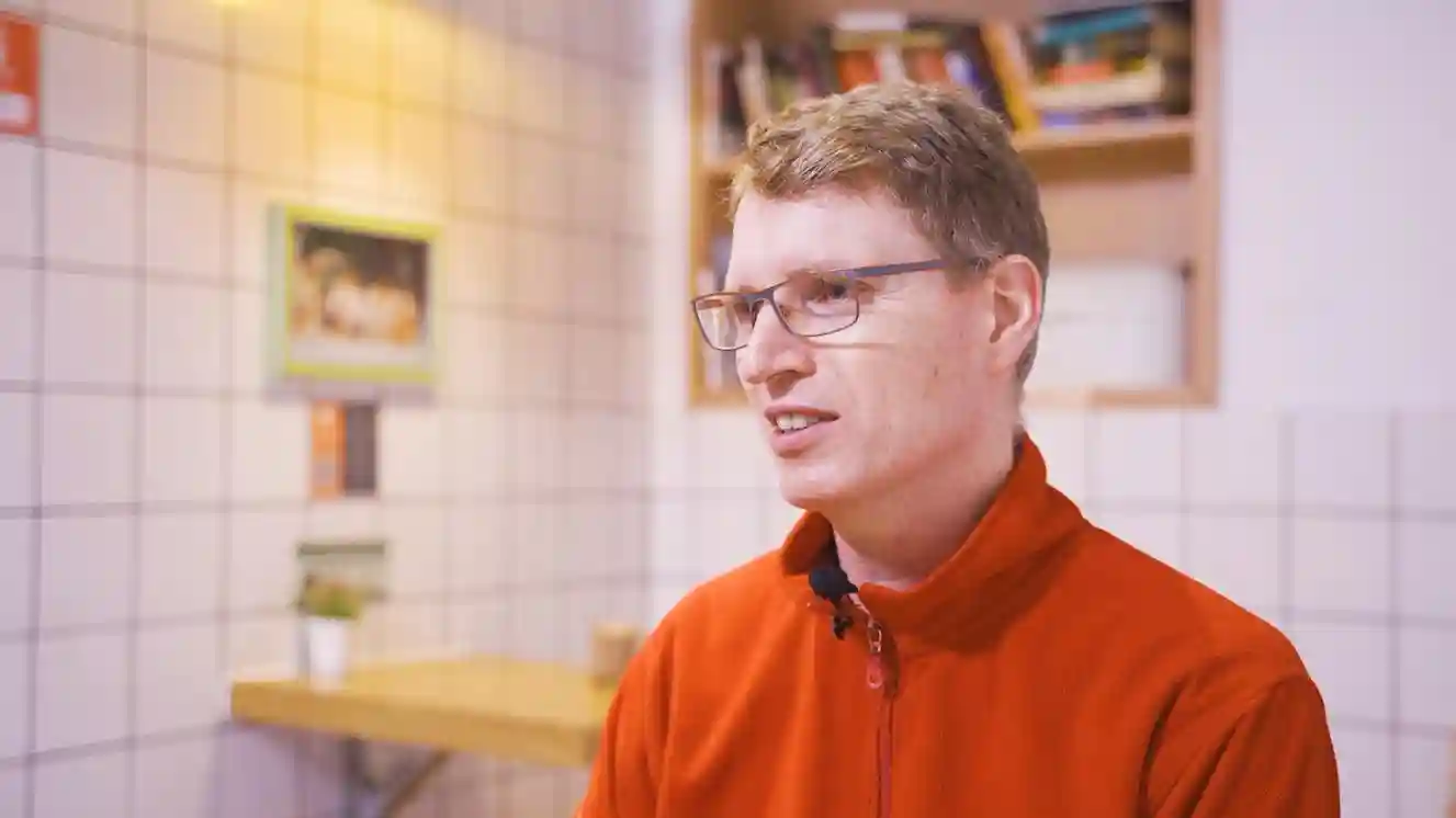 潇湘晨报20岁 | 德国夫妇的“无声面包店”10年资助数十名聋哑人士，有人成了面包师，有人上了大学