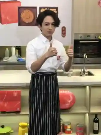 “新手人夫”林宥嘉学做喜饼 坦言太忙婚礼进度缓慢