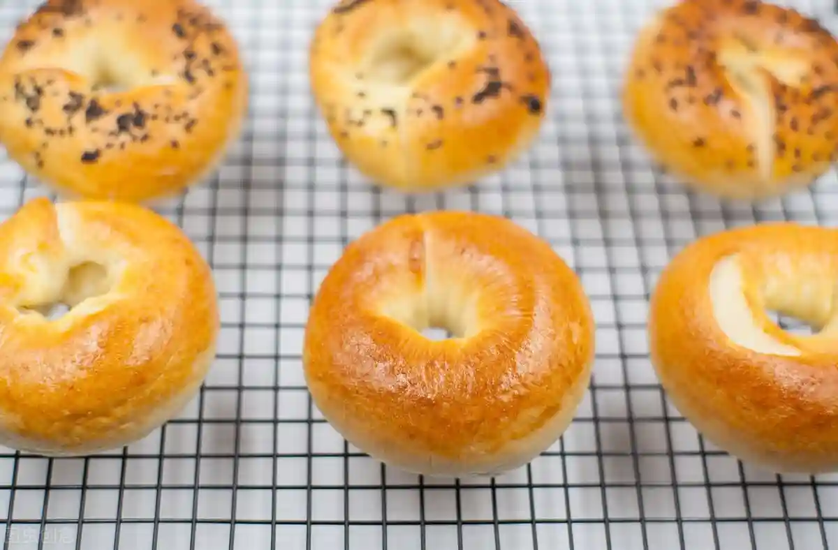 西式面点师证书含金量高吗？是否方便就业？