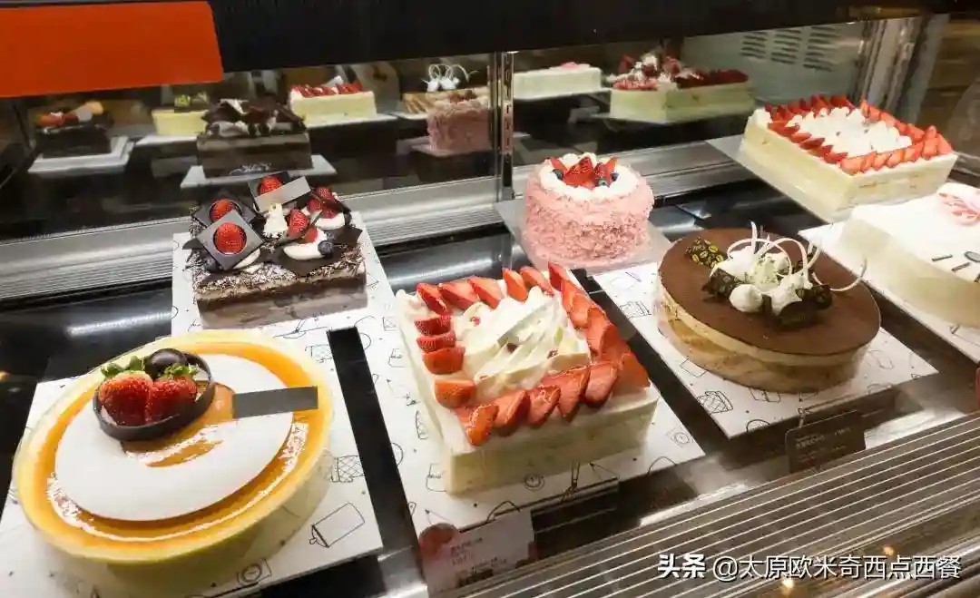 甜品这样陈列，顾客看了只想买买买