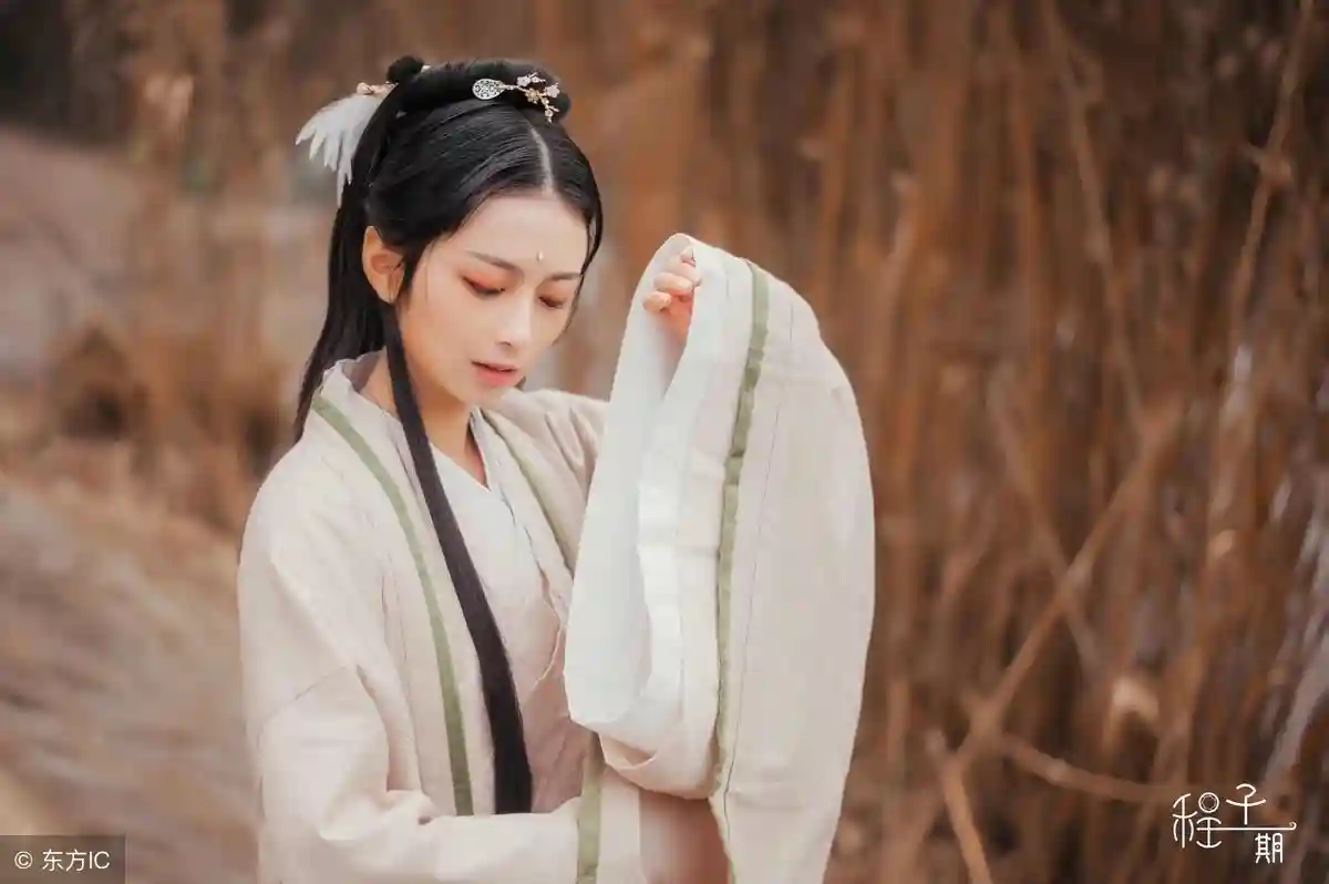 小说：女子被人质疑，拿出稀奇糕点，竟让对方赞不绝口