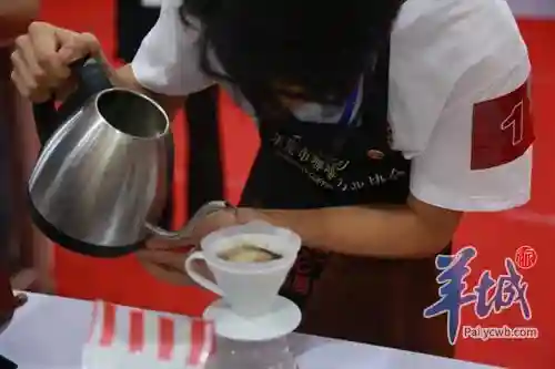 用心造一口香醇！咖啡师技能大比拼东莞打响