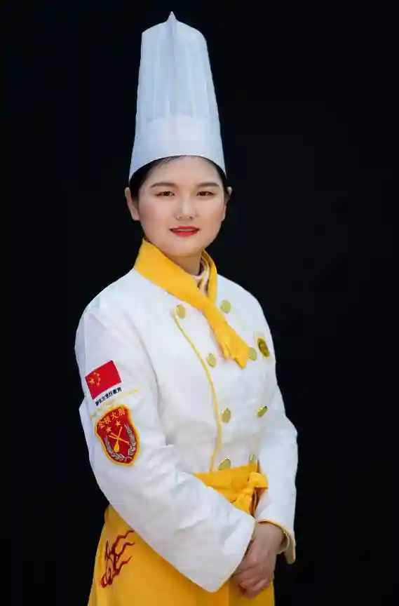 燃炸了！湖北95后小仙女上央视挑战“米其林”大厨夺冠