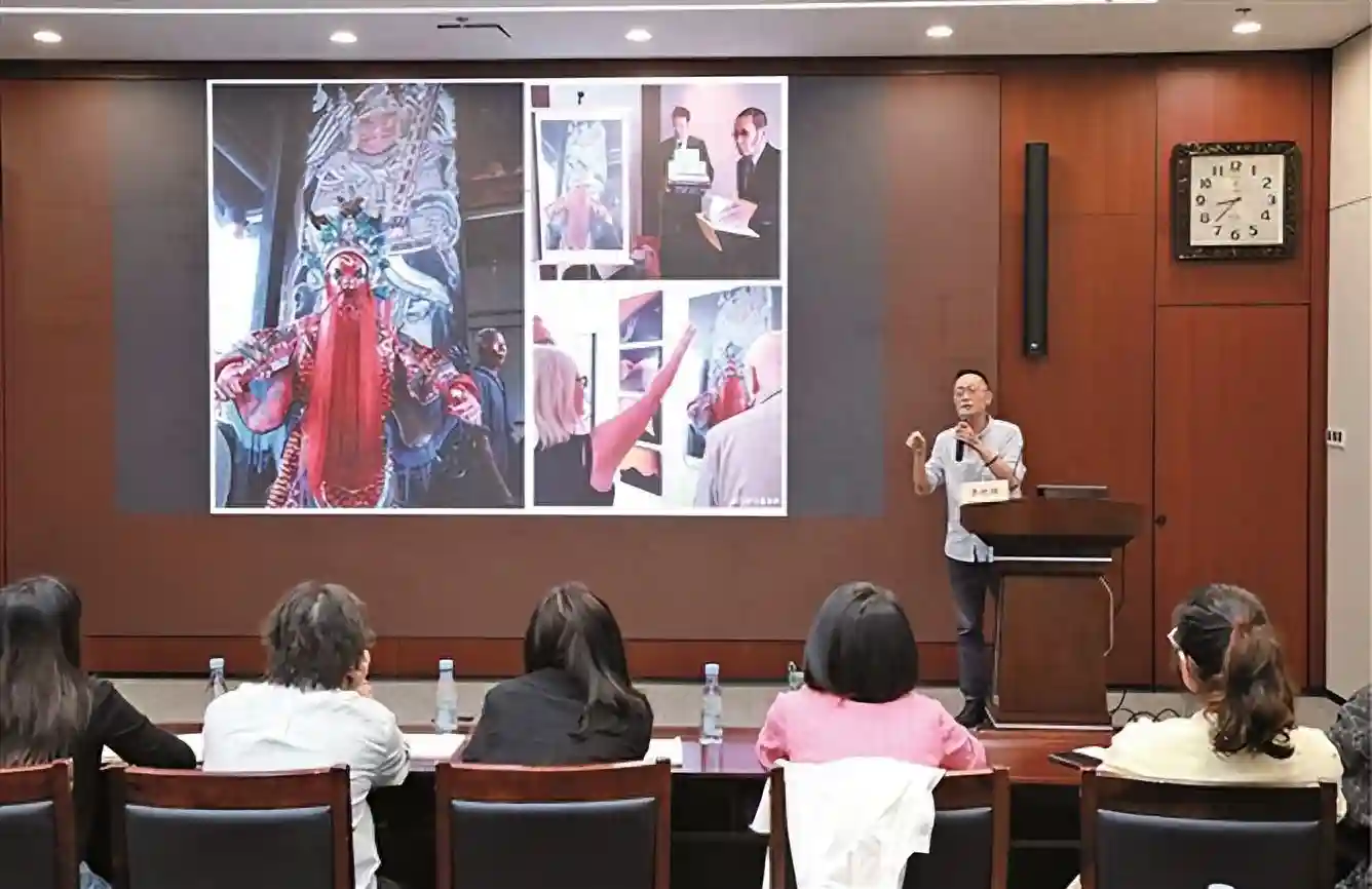 白天上班，晚上学艺！厦门这些人，正在上一种很新的“学校”！