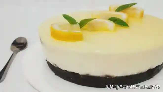 自带治愈的属性-柠檬慕斯