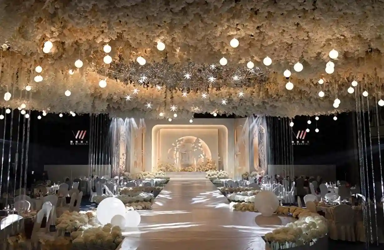 订婚宴怎么布置好看