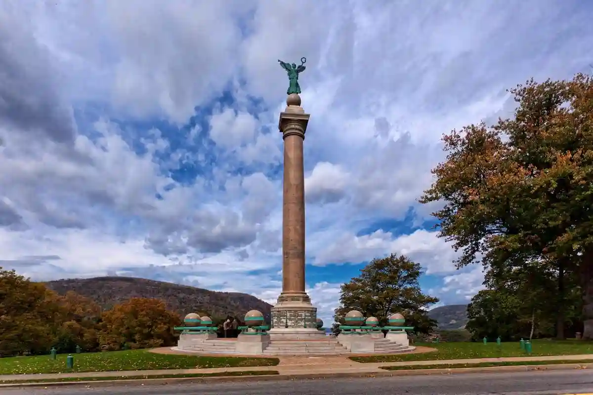 西点军校6句校训，男人想成大器都应牢记心中