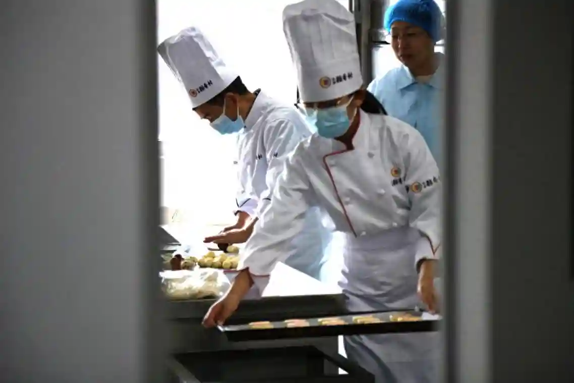 摄影记者走进北京稻香村探寻糕点文化魅力