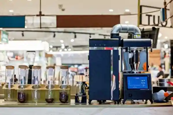 雀巢ROASTELIER创新自烘焙咖啡方案：上海南京东路与长宁龙之梦新店开业