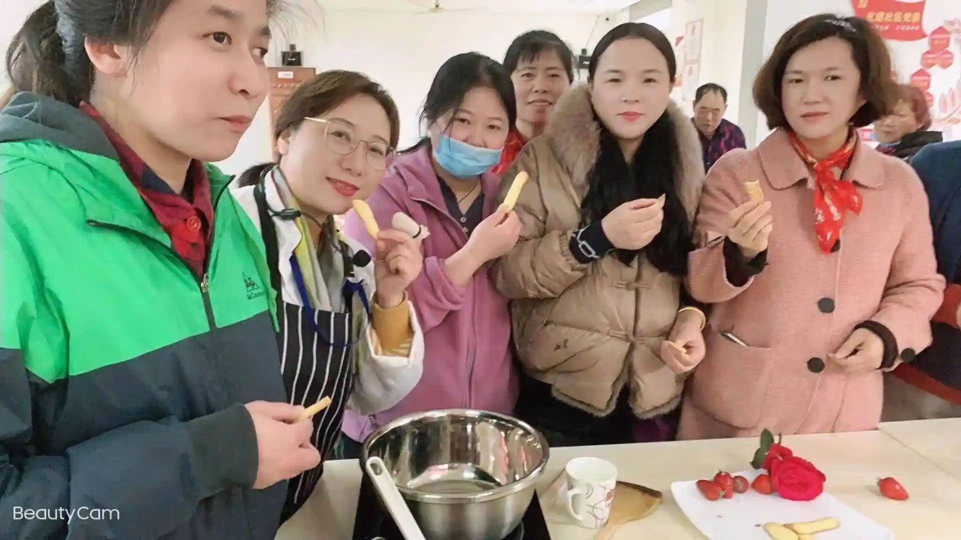 南京市江北新区化建社区中西式茶点技能培训班结业