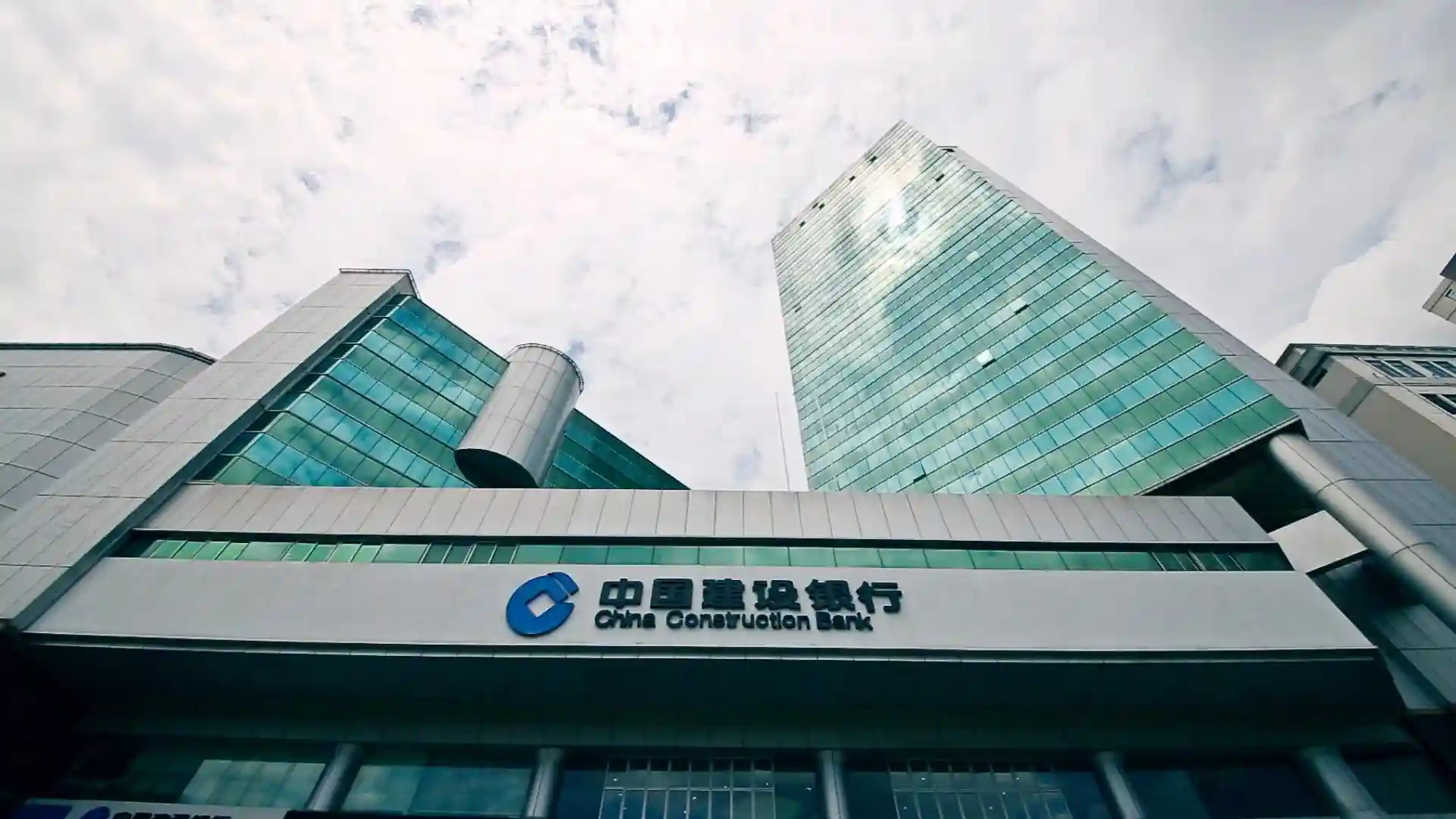 建行南昌分行营业部普惠“组合拳”助力某糕点店发展纪实