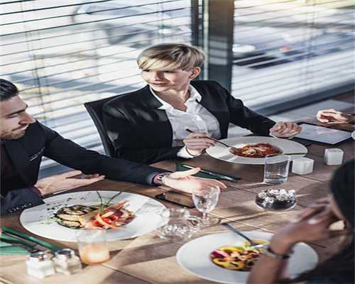 图片故事：80后小伙的烘焙创业梦